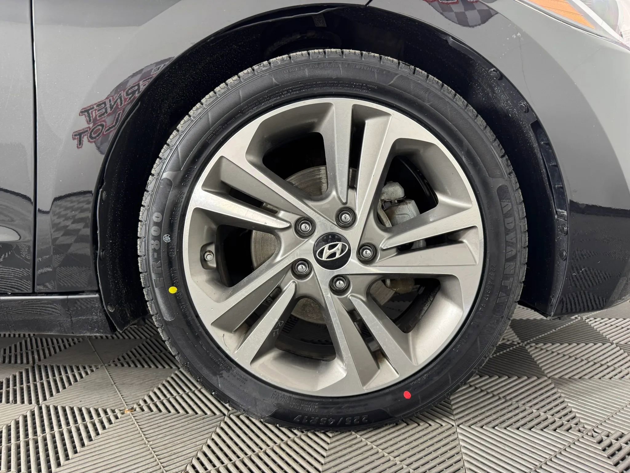 Used 2017 Hyundai Elantra Limited FWD image 45