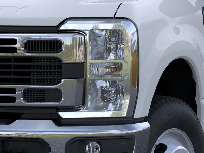 New 2025 Ford F350 XL w/ XL Chrome Package AWD/4WD image 18