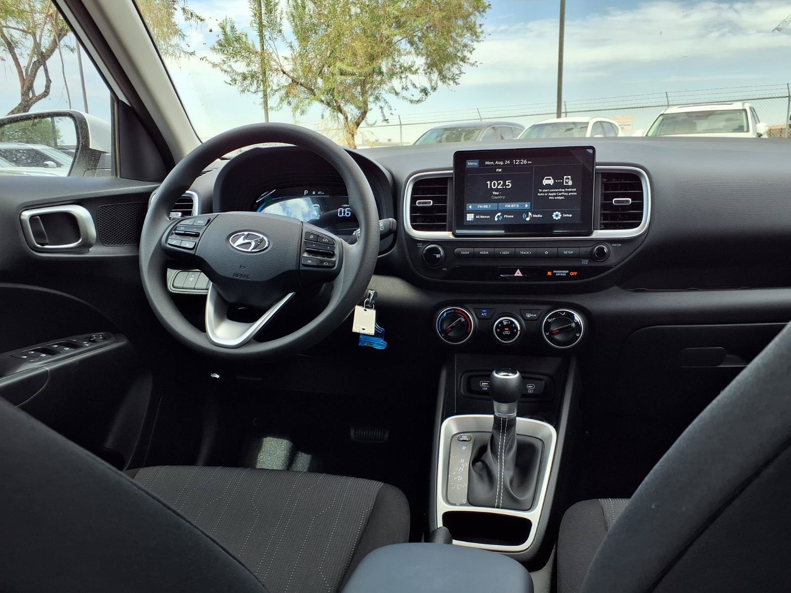New 2026 Hyundai Venue SE FWD image 10