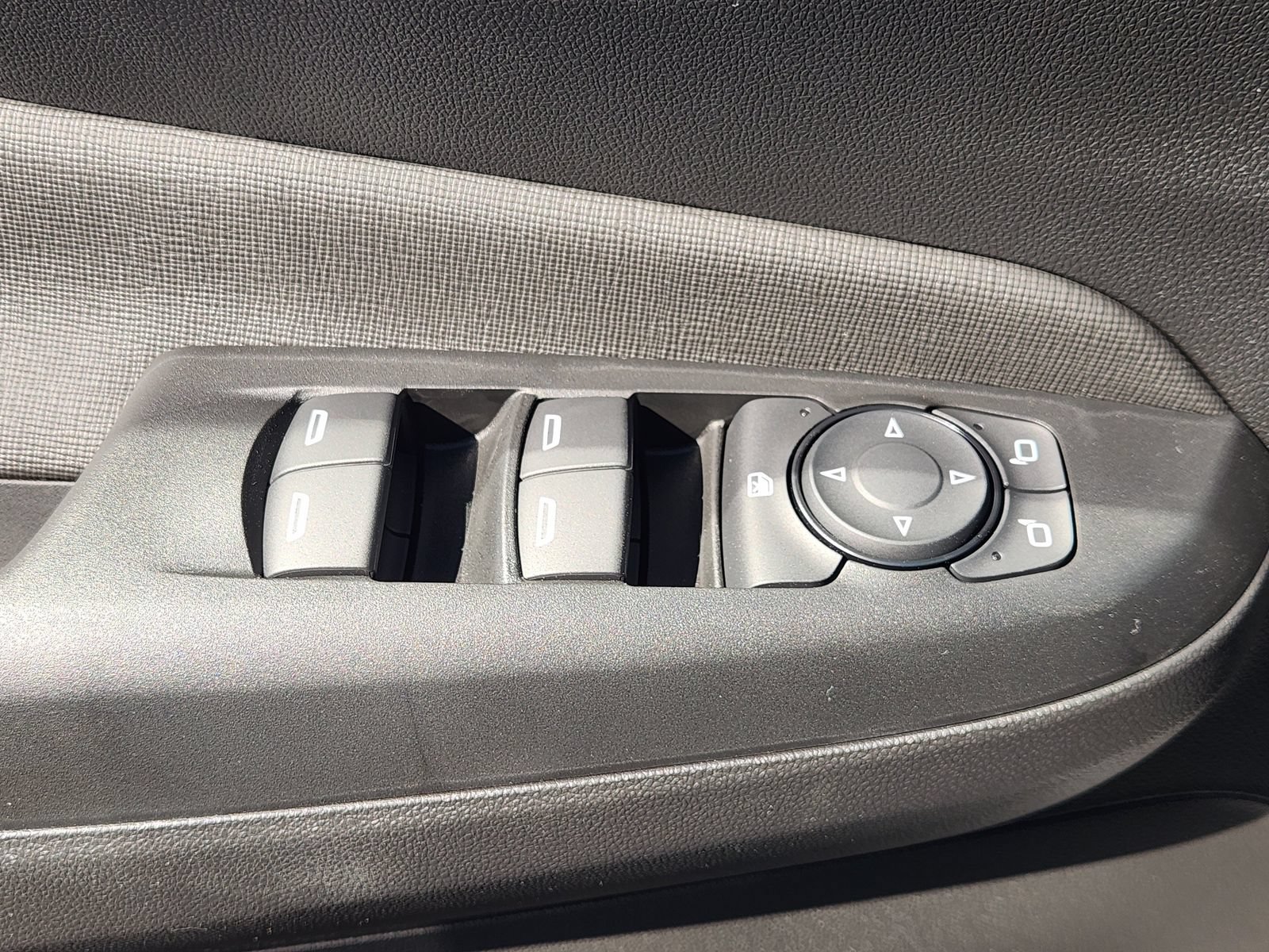 New 2026 Buick Envista Sport Touring w/ Convenience I Package FWD image 28