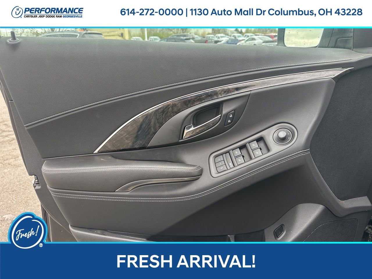 Used 2014 Buick LaCrosse Leather w/ Driver Confidence Package image 11