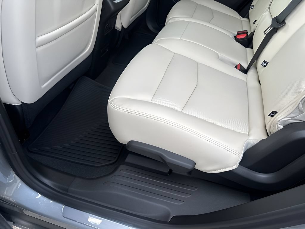 New 2025 Cadillac XT6 Sport w/ Technology Package AWD/4WD image 19