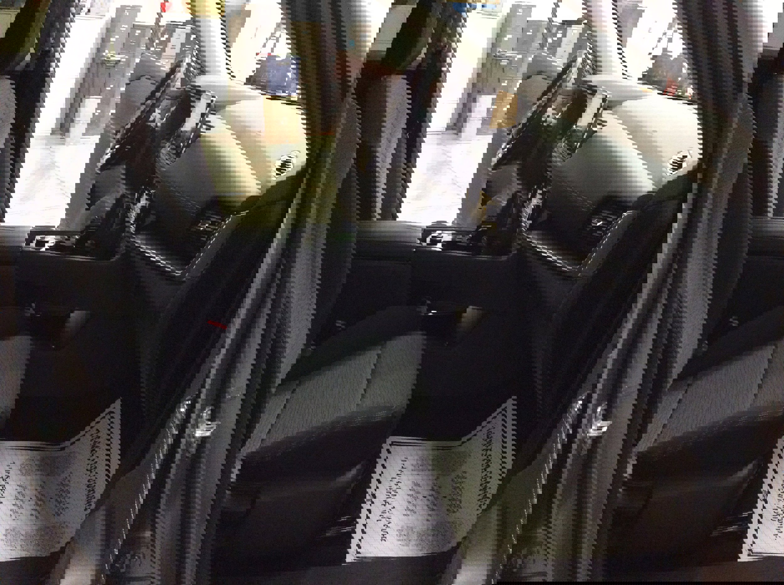 Used 2022 Nissan Rogue SV image 31