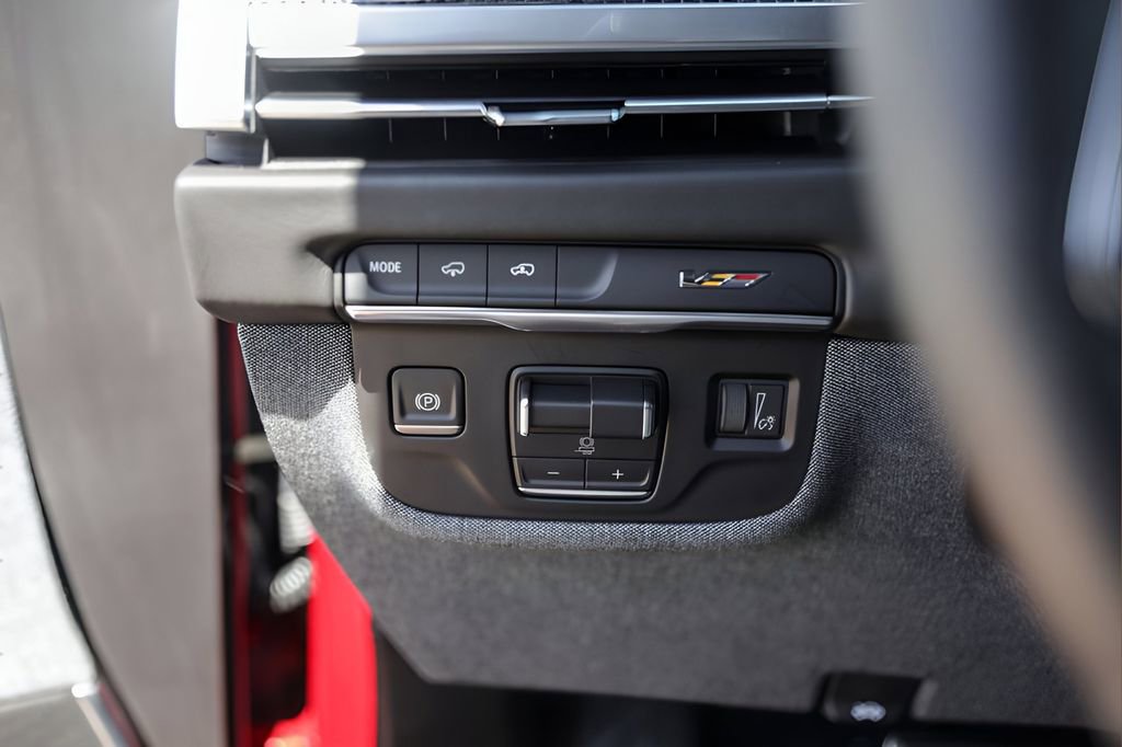 Certified 2025 Cadillac Escalade ESV V image 15