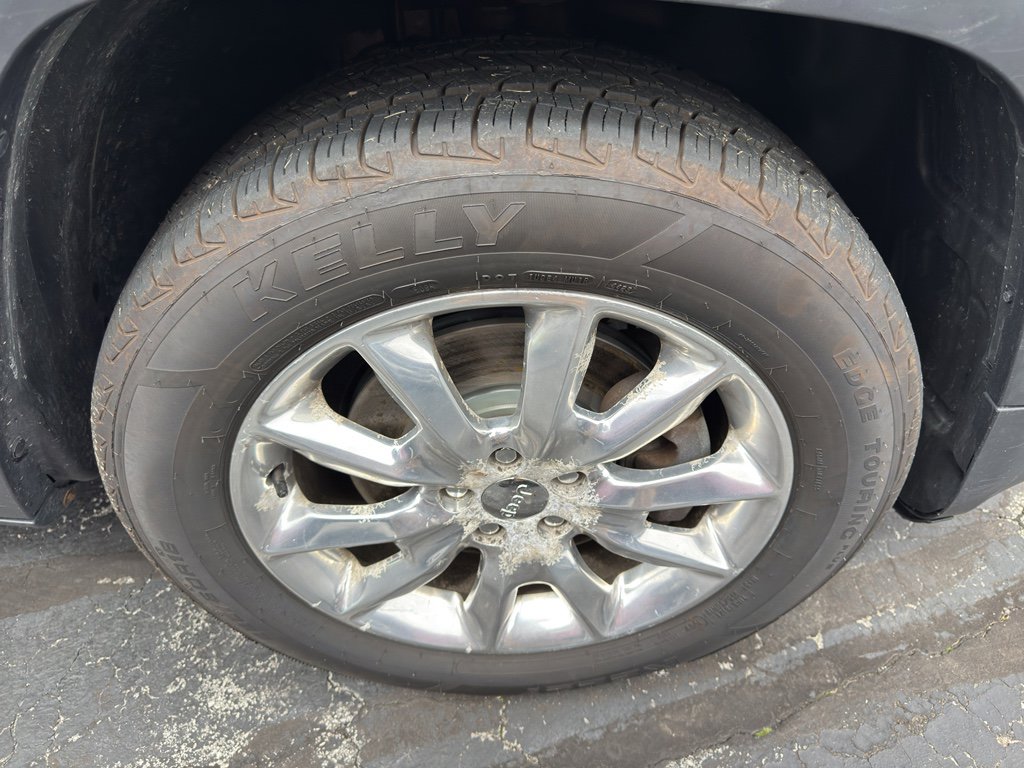 Used 2015 Jeep Cherokee Limited AWD/4WD image 36