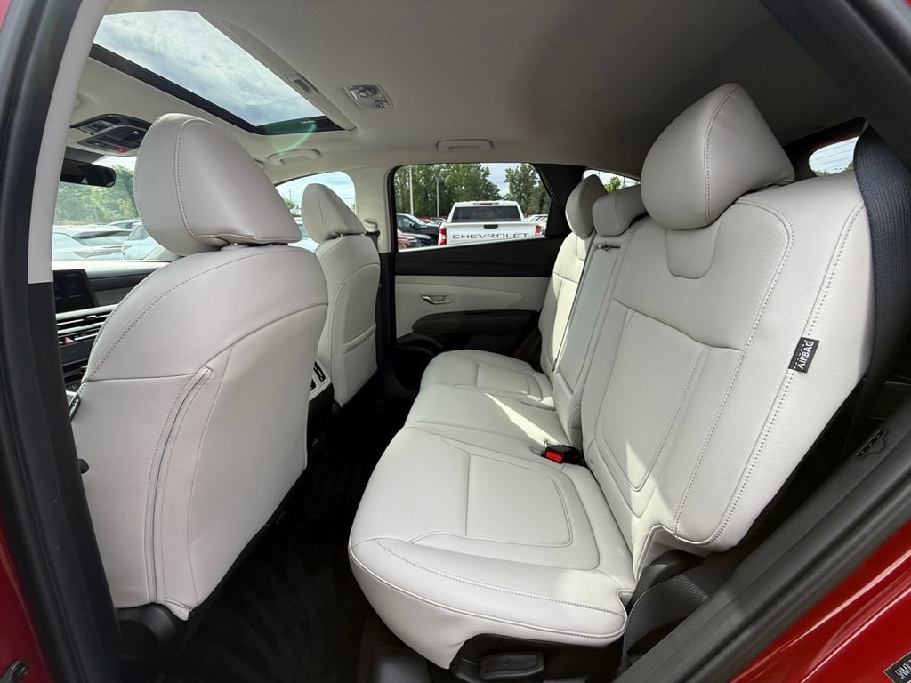 Used 2025 Hyundai Tucson SEL FWD image 25
