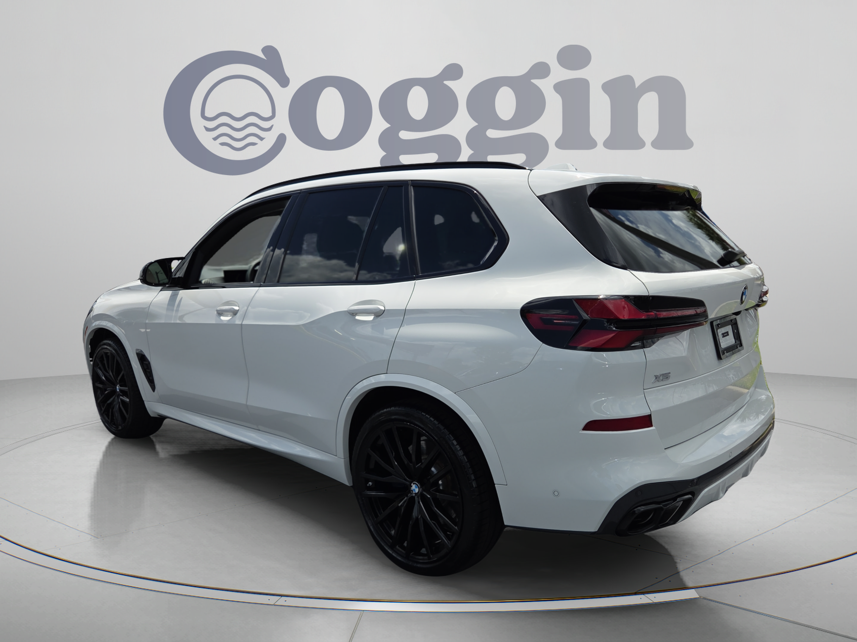 Used 2025 BMW X5 M60i w/ M Sport Professional Package AWD/4WD image 3
