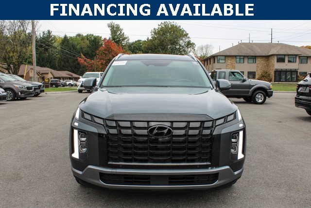 Used 2024 Hyundai Palisade Limited image 3