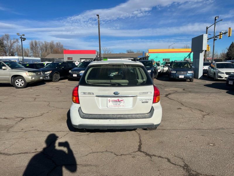Used 2007 Subaru Outback 2.5i image 7
