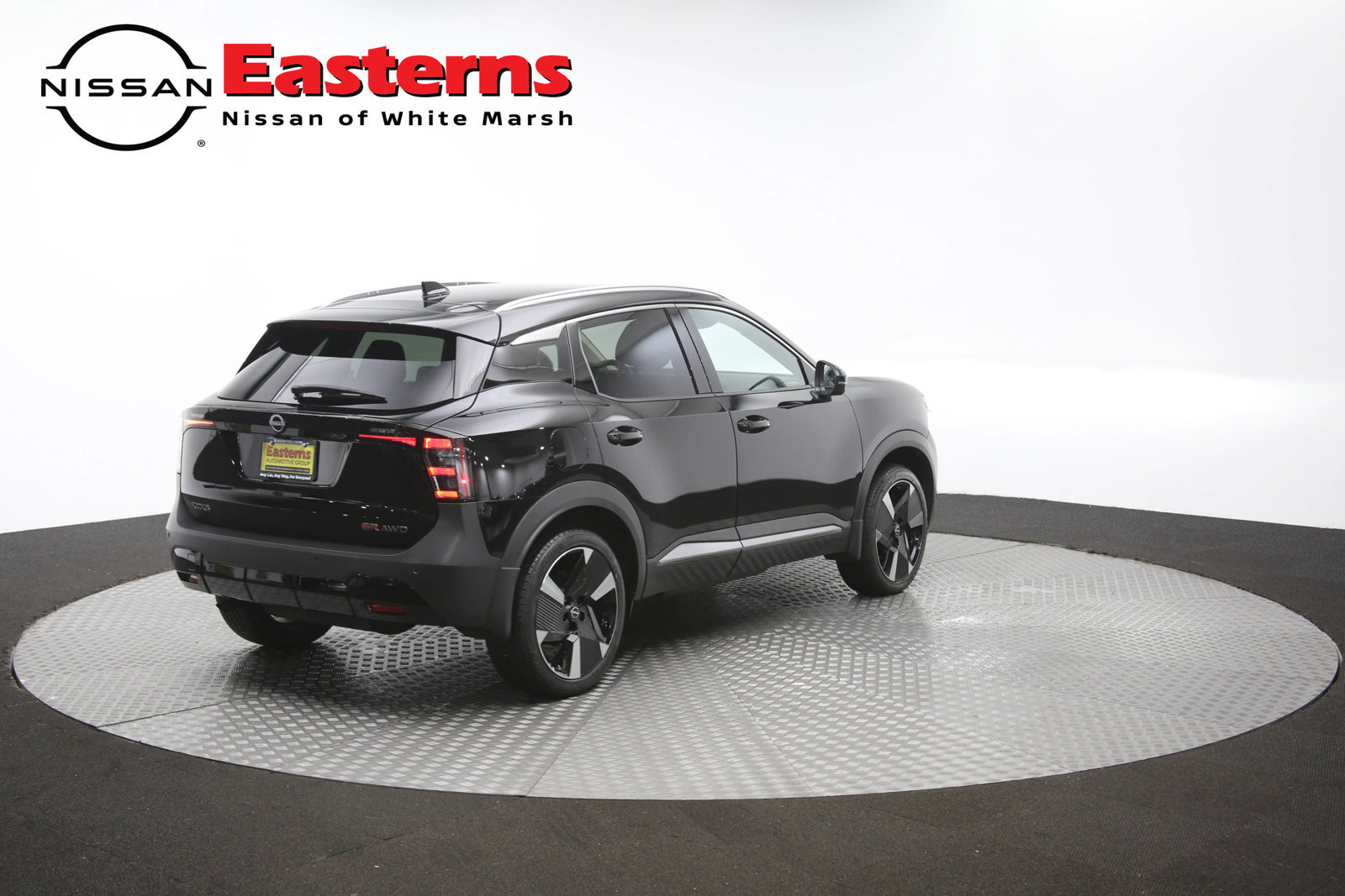 Used 2026 Nissan Kicks SR w/ SR Premium Package AWD/4WD image 43