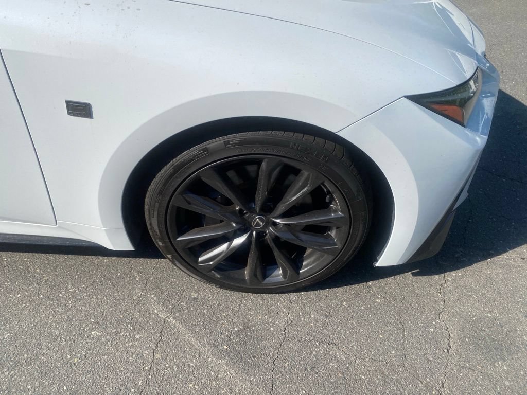 Used 2024 Lexus IS 350 F Sport RWD image 11