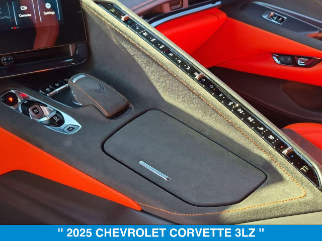 Used 2025 Chevrolet Corvette Z06 w/ Stealth Interior Trim Package RWD image 26