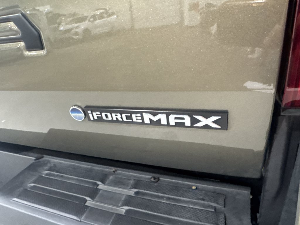 Used 2025 Toyota Tacoma TRD Off-Road AWD/4WD image 37