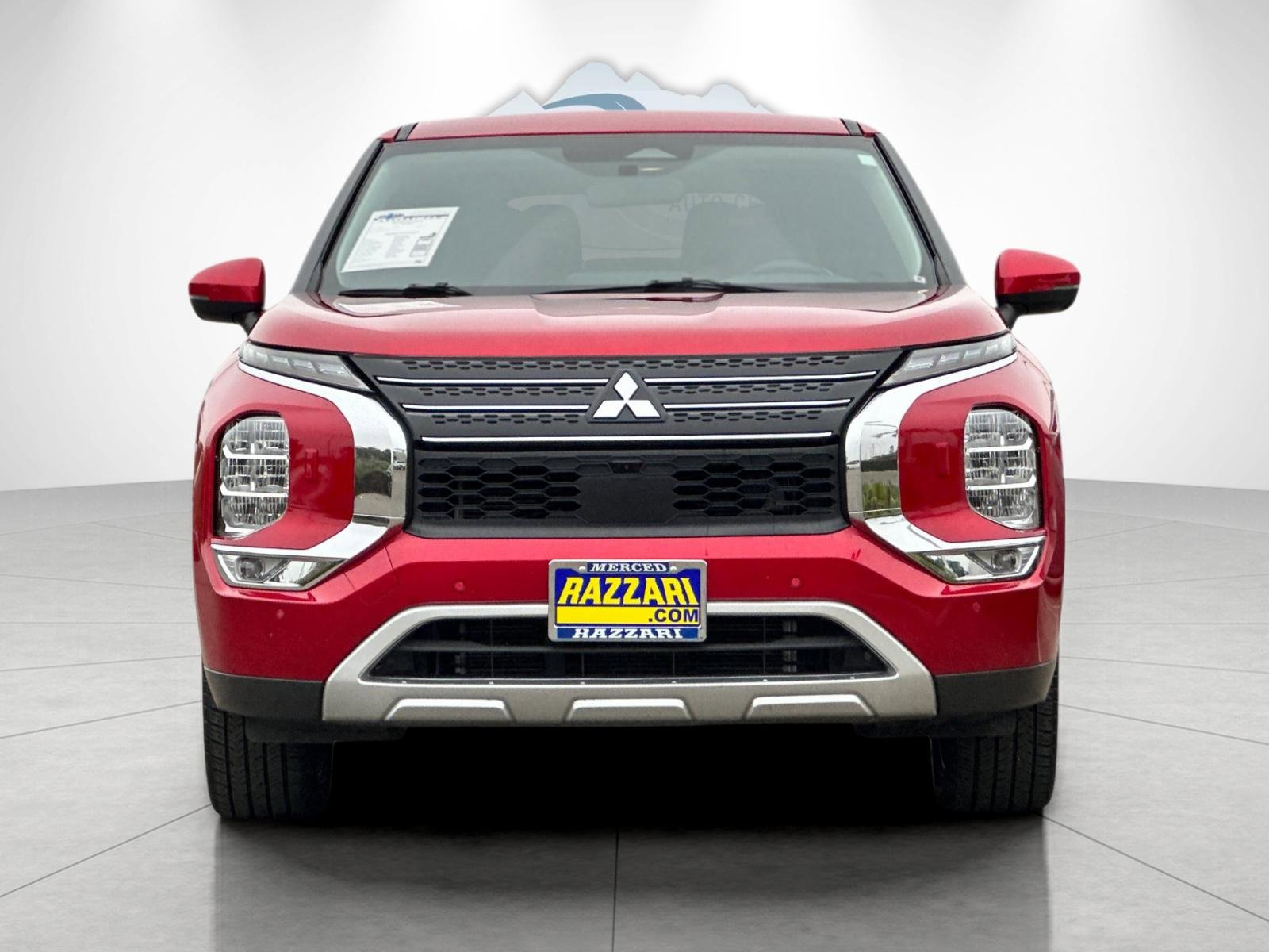 Used 2024 Mitsubishi Outlander SE Black Edition image 8