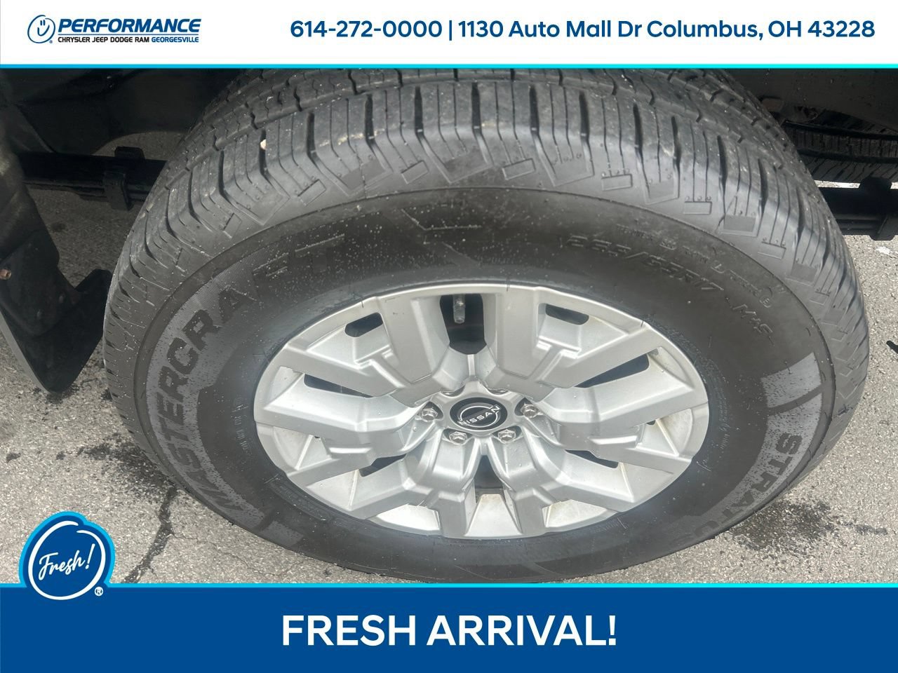 Used 2022 Nissan Frontier SV AWD/4WD image 11