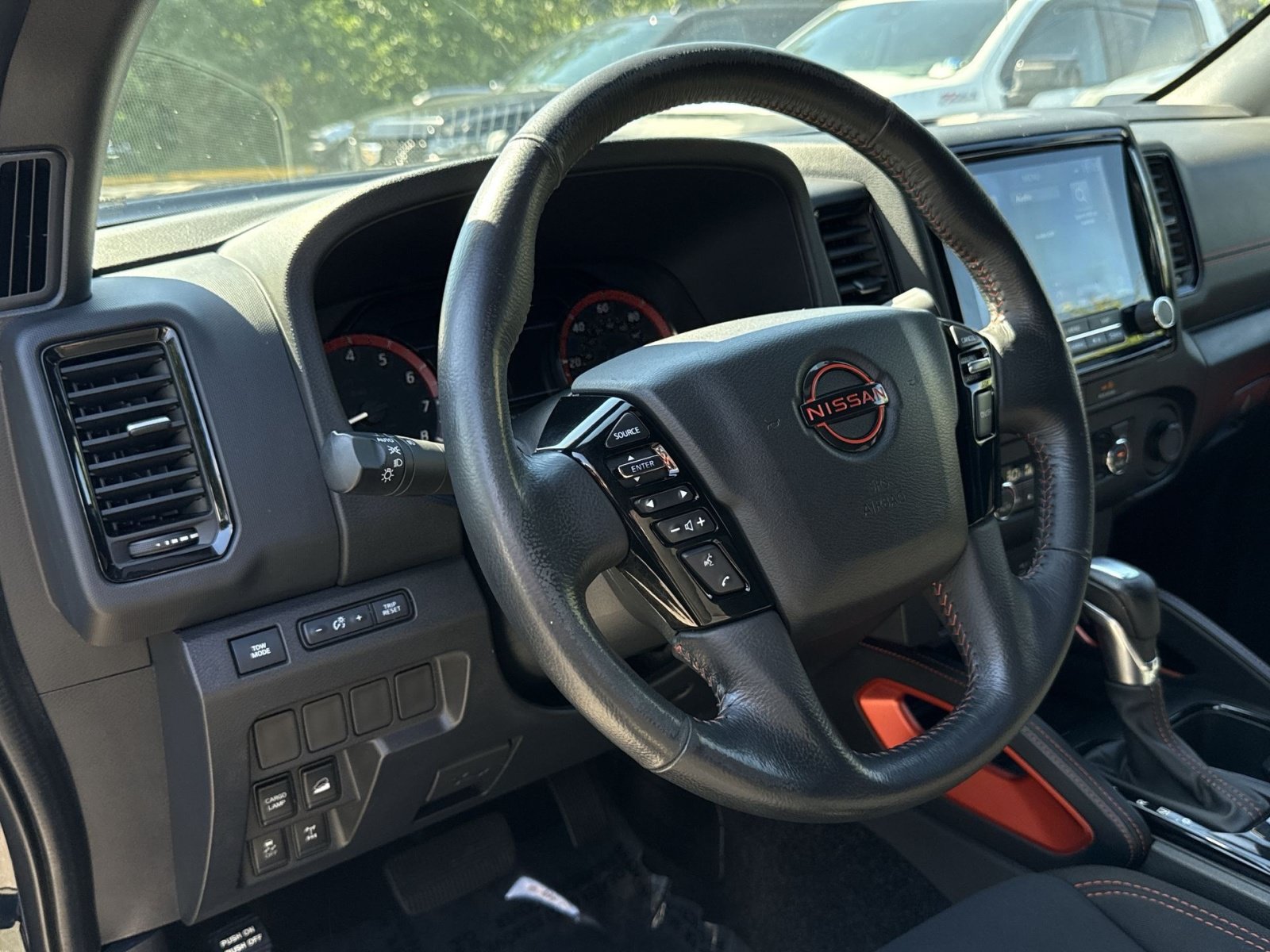 Used 2022 Nissan Frontier PRO-4X w/ Off-Road Protection Package AWD/4WD image 16