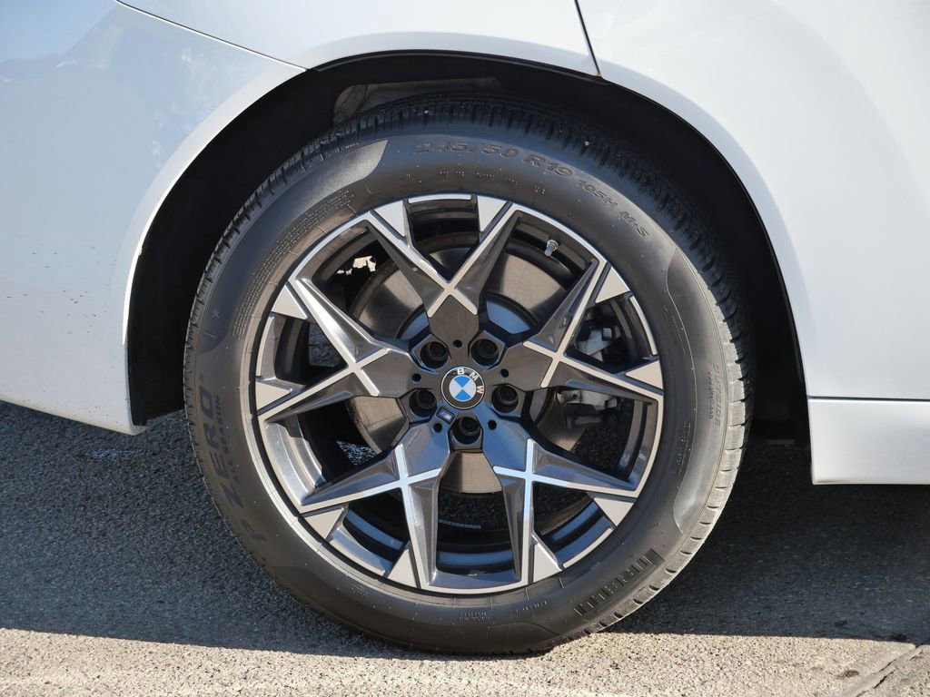 Used 2025 BMW X3 xDrive30i w/ M Sport Package image 12