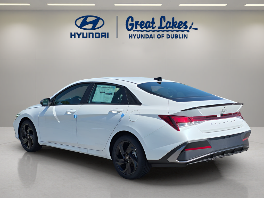 New 2026 Hyundai Elantra Sport FWD image 3