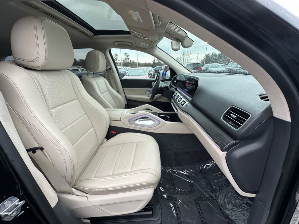 Used 2020 Mercedes-Benz GLE 350 w/ Premium Package image 28
