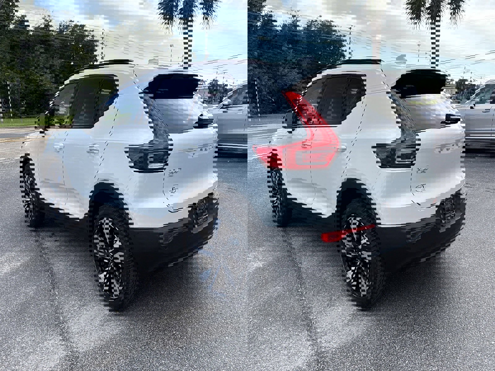 New 2026 Volvo XC40 B5 Ultra w/ Protection Package Premier image 3