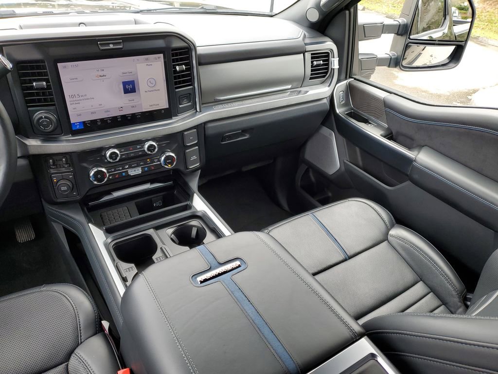 Used 2025 Ford F250 Platinum image 16