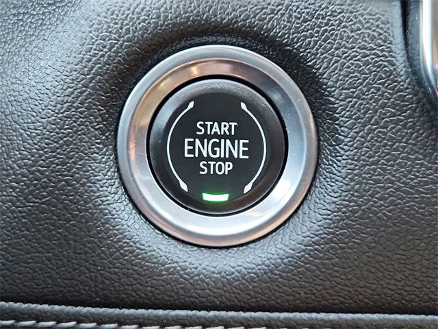 Used 2023 Chevrolet Colorado LT w/ LT Convenience Package image 16