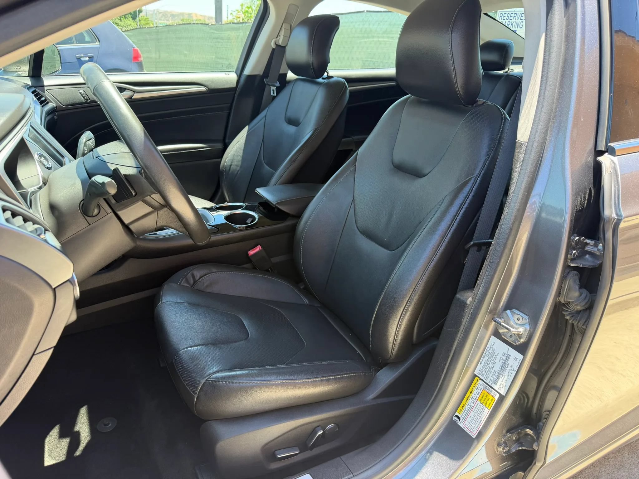 Used 2013 Ford Fusion Titanium FWD image 10