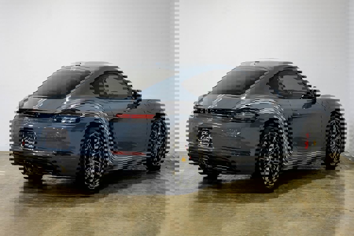 Used 2017 Porsche 718 Cayman S w/ Sport Chrono Package image 7