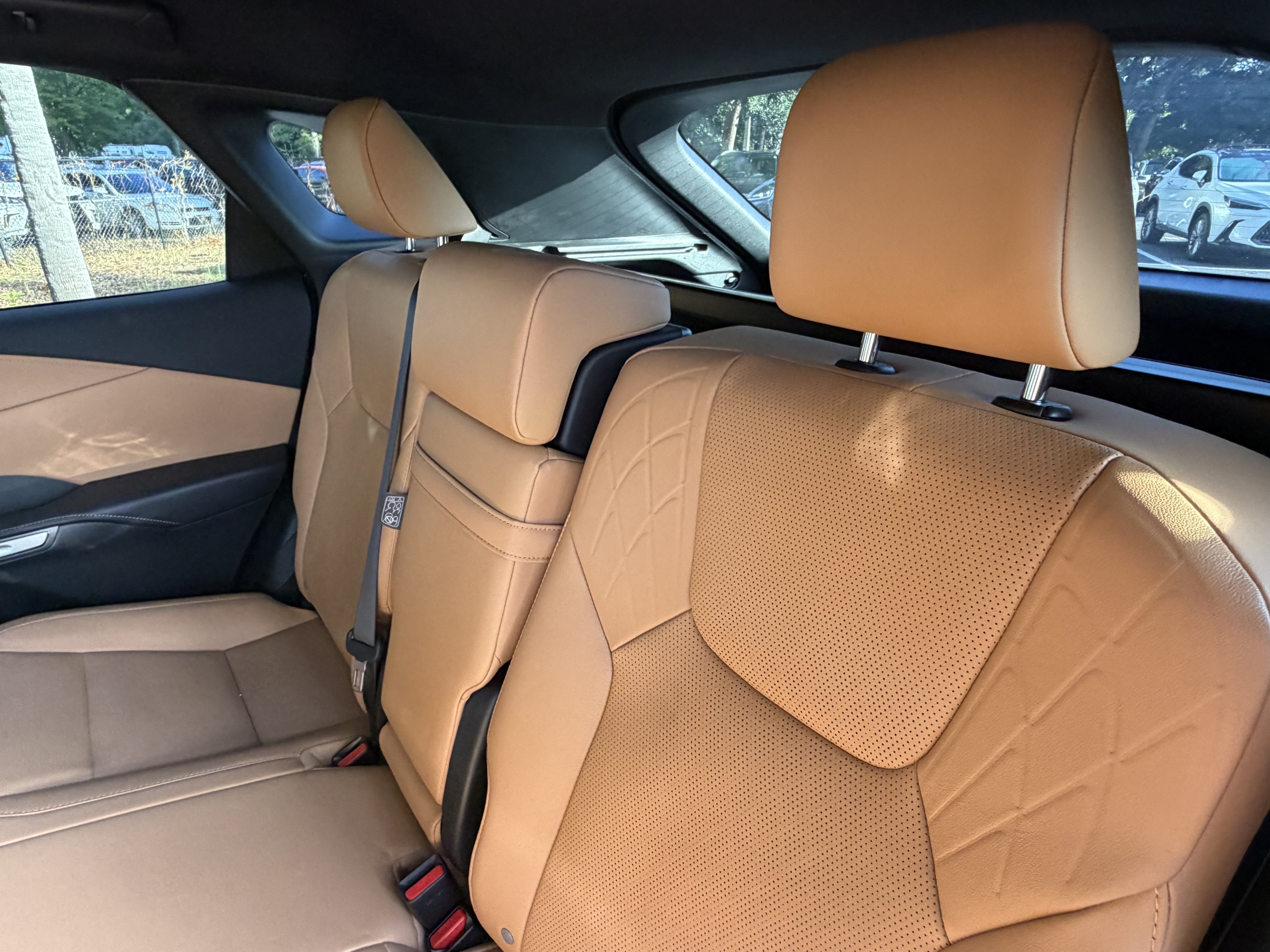 Used 2024 Lexus RX 350 w/ Convenience Package AWD/4WD image 30
