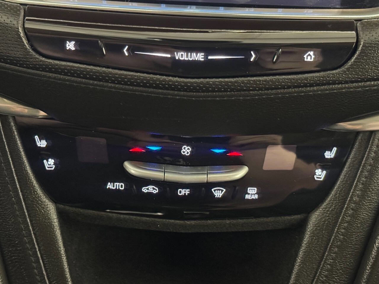 Used 2017 Cadillac XT5 Premium Luxury AWD/4WD image 39