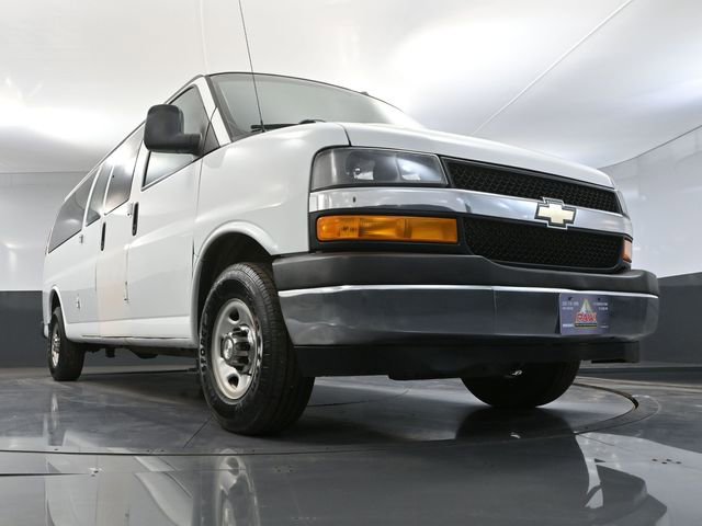 Used 2017 Chevrolet Express 3500 LT w/ LT Preferred Equipment Group image 43