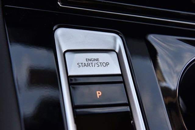 New 2026 Volkswagen Atlas SEL Premium R-Line image 17