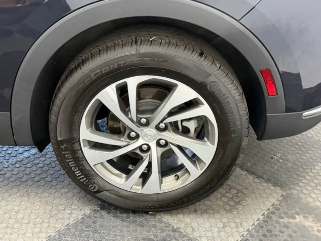 Used 2021 Buick Envision Essence w/ Technology Package I FWD image 15