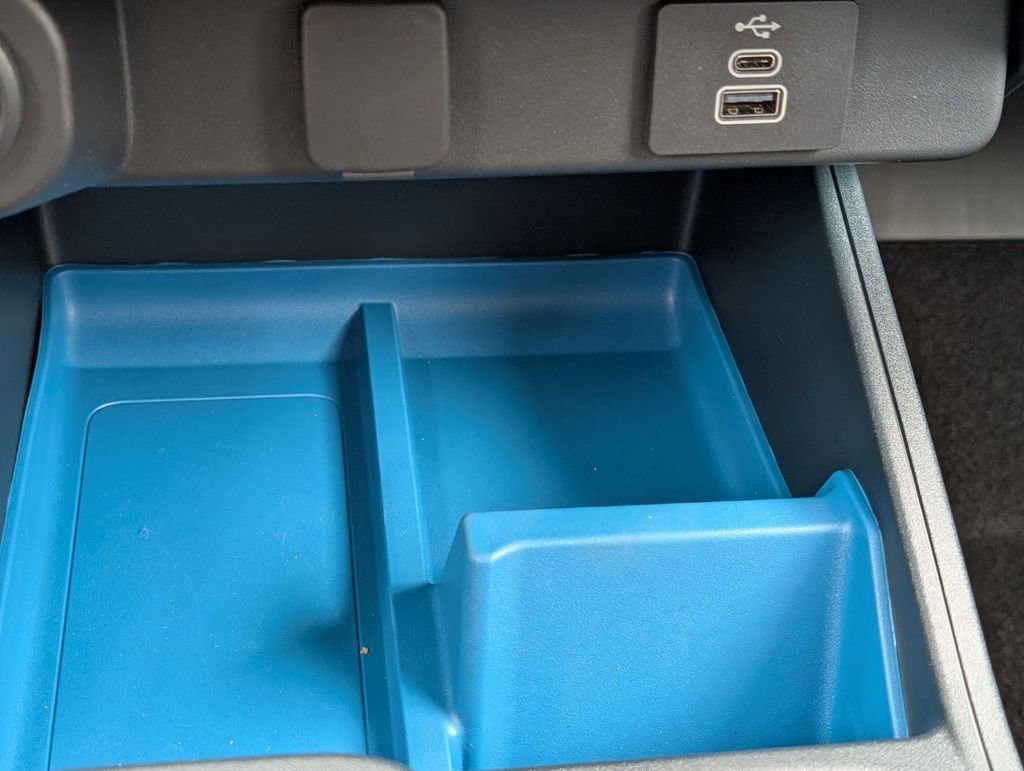 New 2025 Ford Maverick XLT image 36