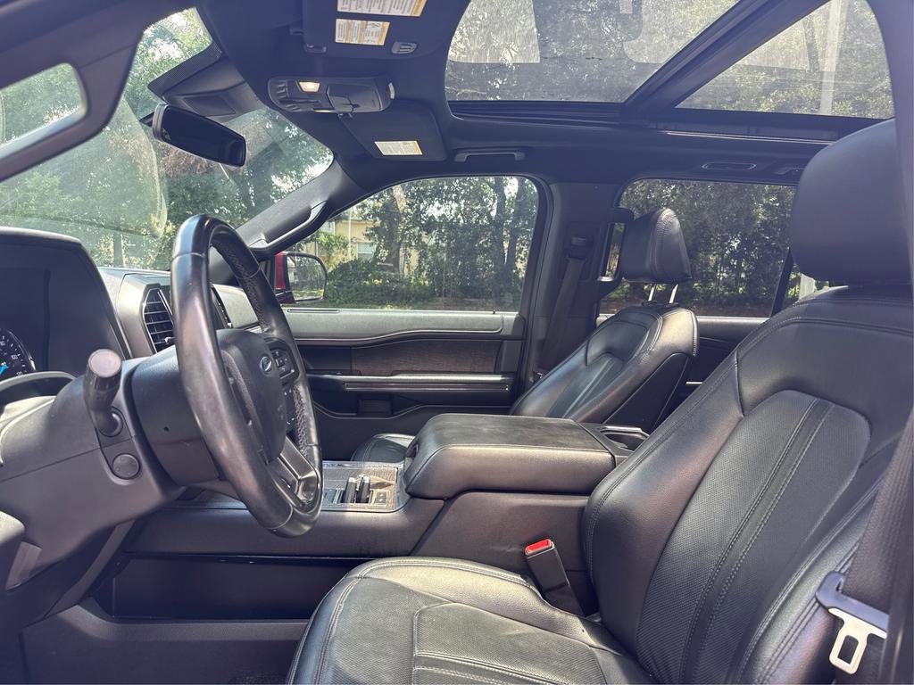 Used 2021 Ford Expedition Max Limited image 9