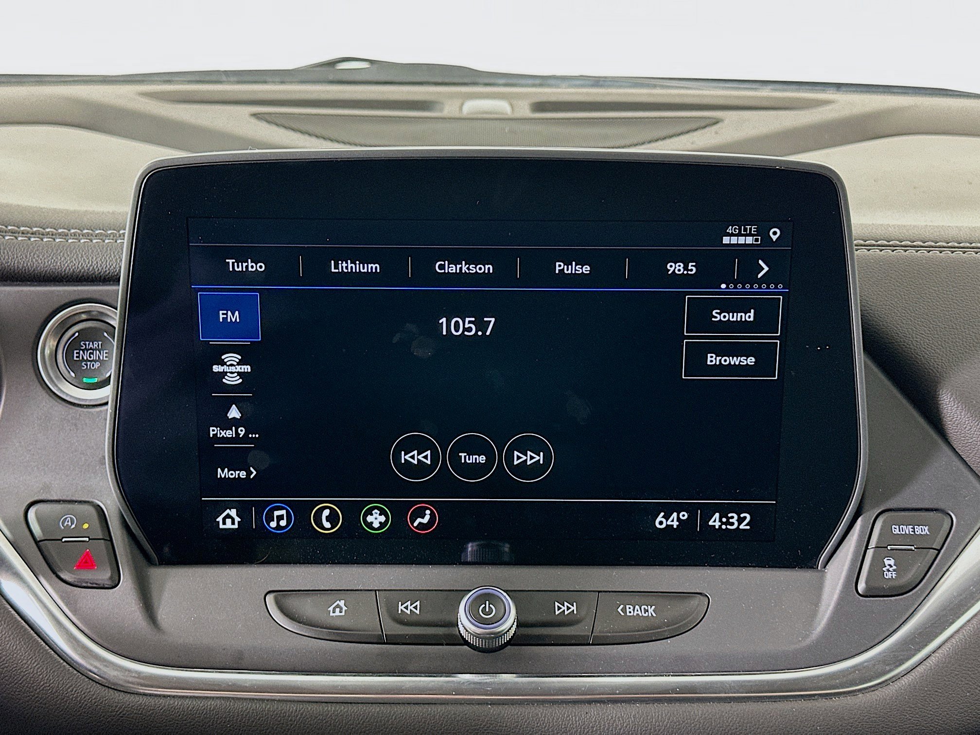 Used 2025 Chevrolet Blazer LT FWD image 19