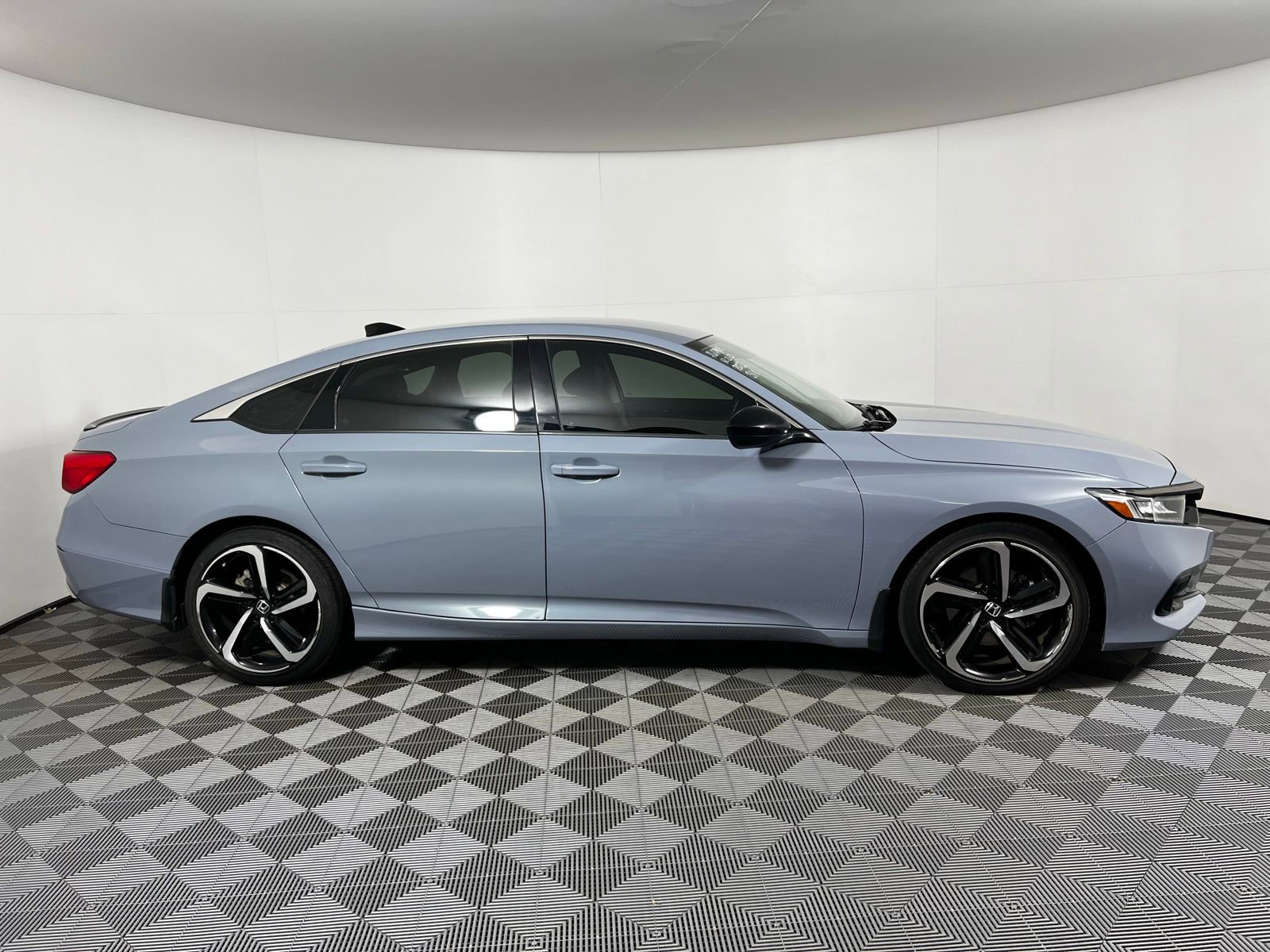 Used 2022 Honda Accord Sport Special Edition image 4