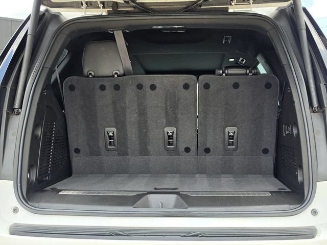 Used 2022 Chevrolet Tahoe RST w/ Luxury Package AWD/4WD image 88