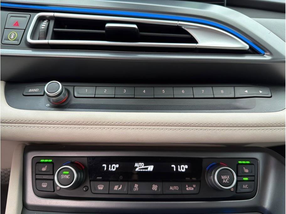 Used 2017 BMW i8 image 14