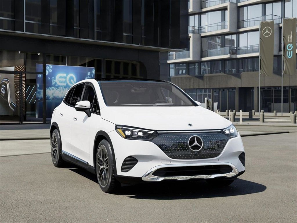 New 2026 Mercedes-Benz EQE 320 4MATIC SUV image 9