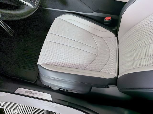Used 2025 Lexus TX 500h AWD w/ Technology Package image 24