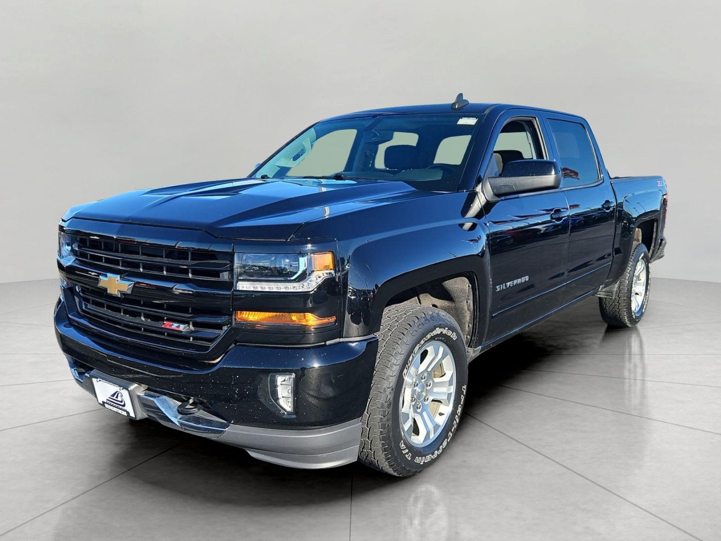 Used 2018 Chevrolet Silverado 1500 LT w/ All Star Edition AWD/4WD image 4