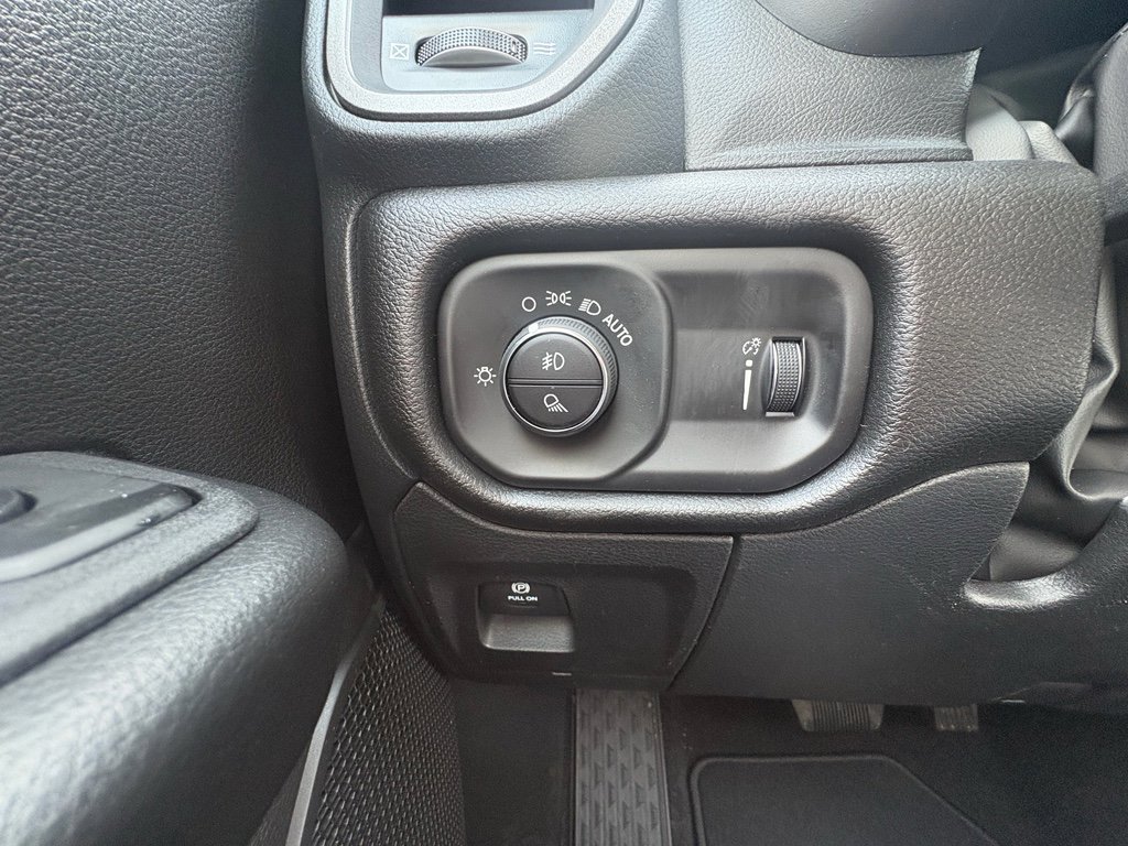 New 2026 RAM 1500 Express image 12