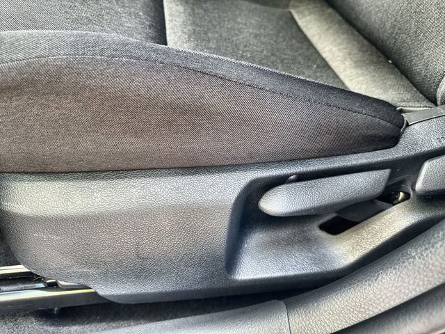 Used 2025 Toyota Camry LE image 21