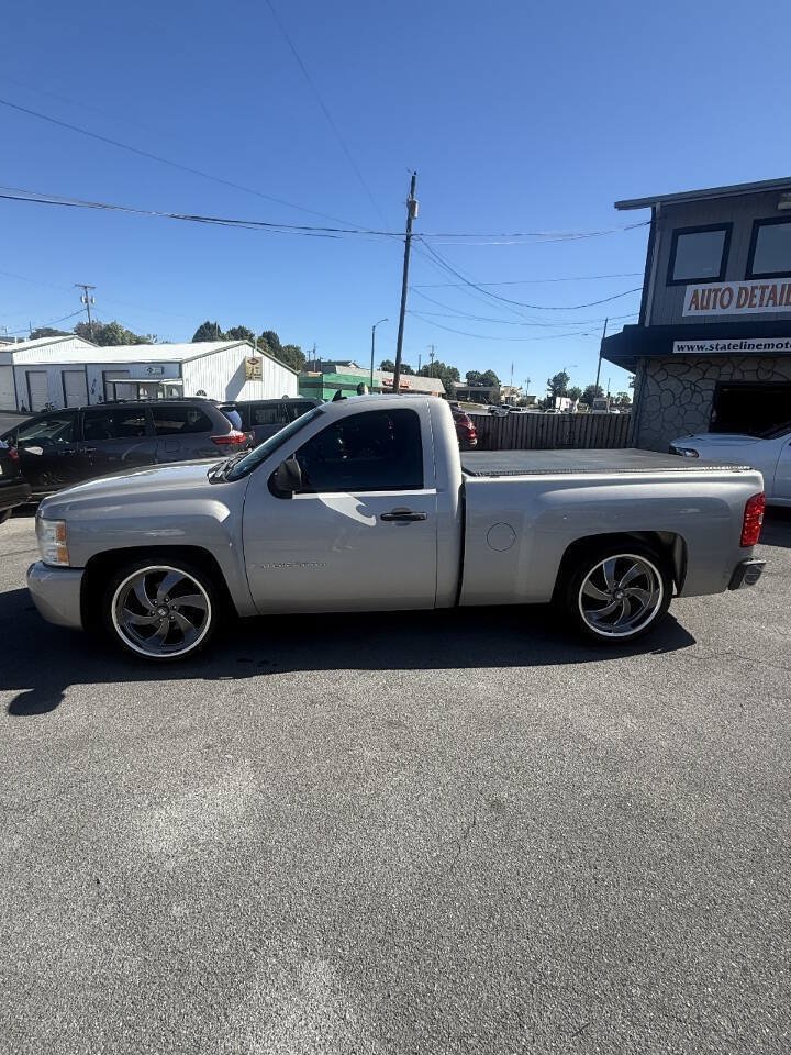 Used 2008 Chevrolet Silverado 1500 W/T w/ LS Package RWD image 2
