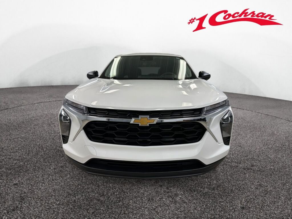 Certified 2024 Chevrolet Trax LS w/ Driver Confidence Package image 28