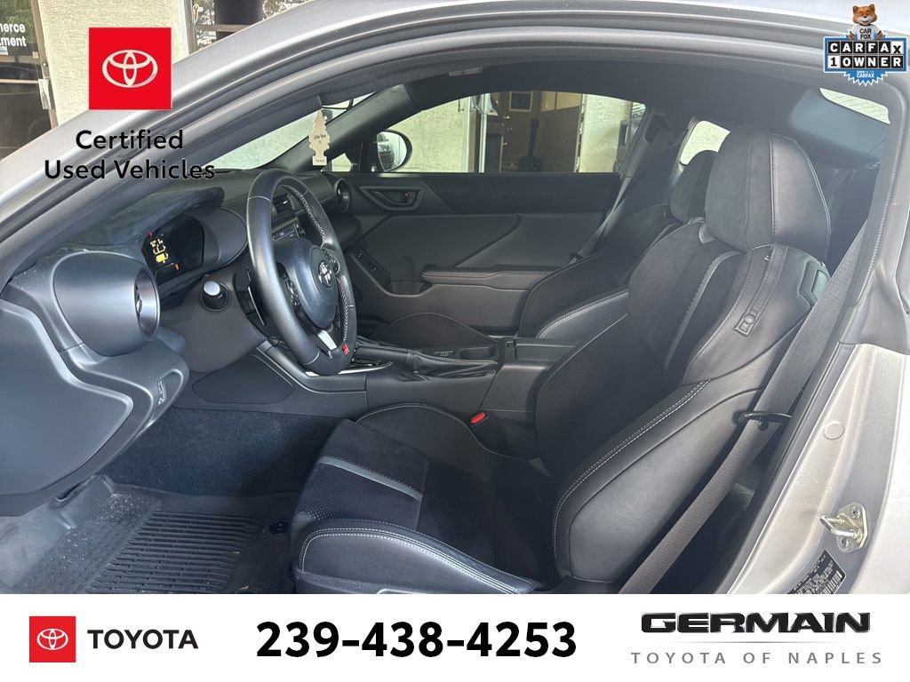 Used 2025 Toyota GR86 Premium RWD image 14