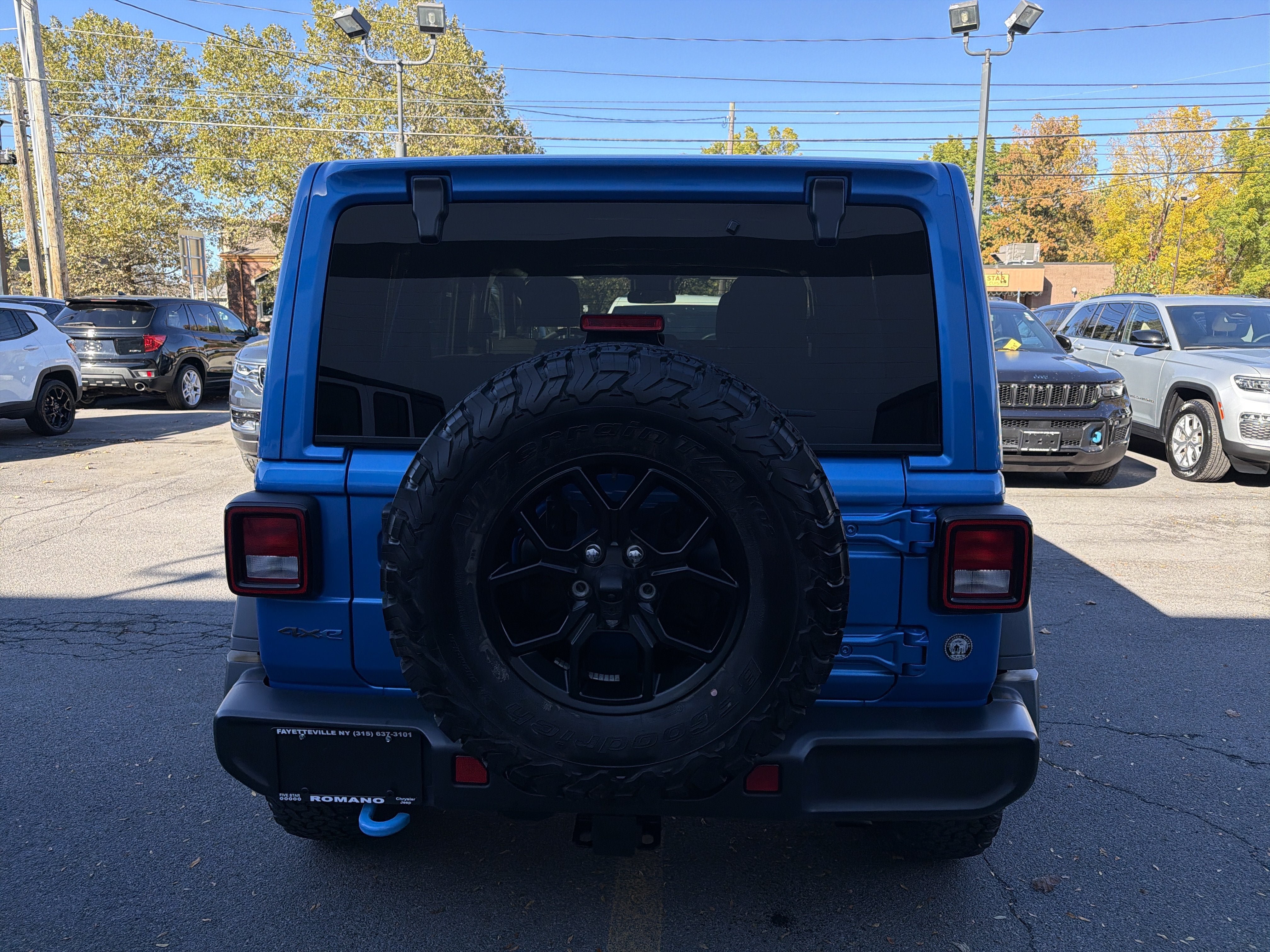 Used 2024 Jeep Wrangler Unlimited AWD/4WD image 5