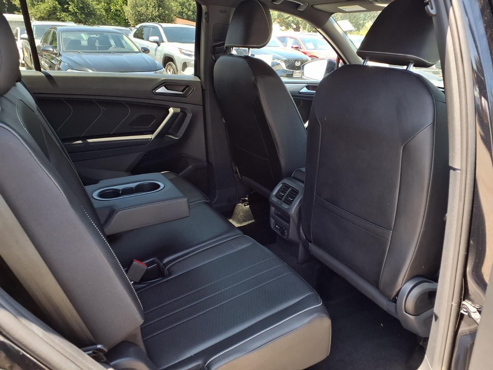 Certified 2023 Volkswagen Tiguan SE R-Line FWD image 22
