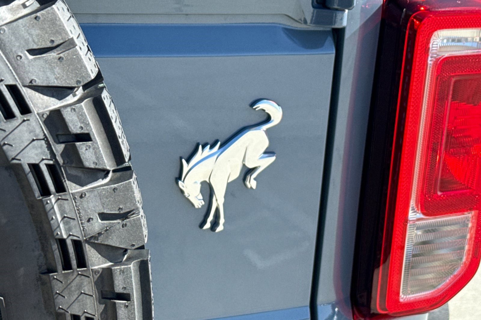 Used 2024 Ford Bronco Black Diamond image 18